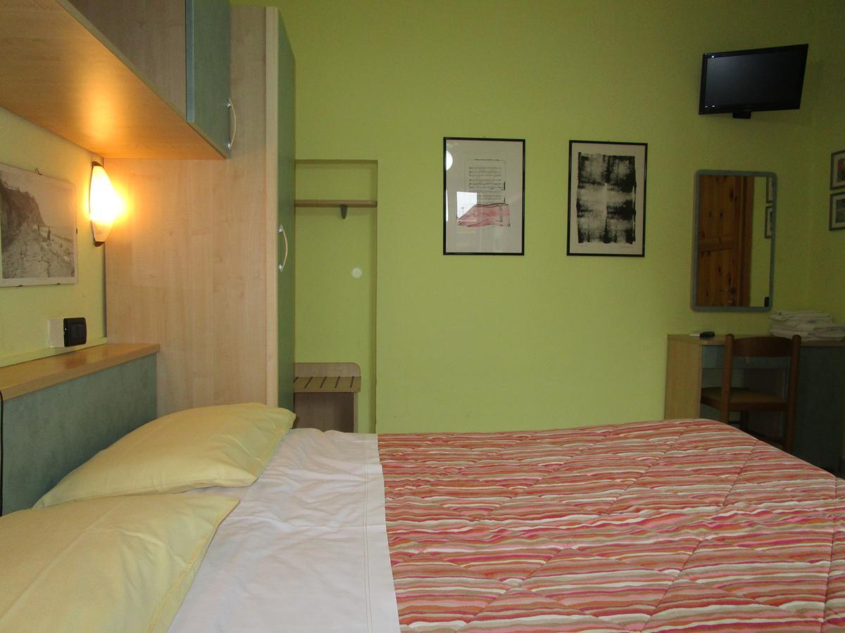 Albergo Primavera Senigallia Zewnętrze zdjęcie